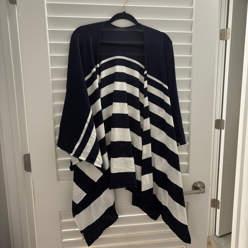 Talbots Navy/White Striped Ruana. One Size. Great Condition. Lightweight.